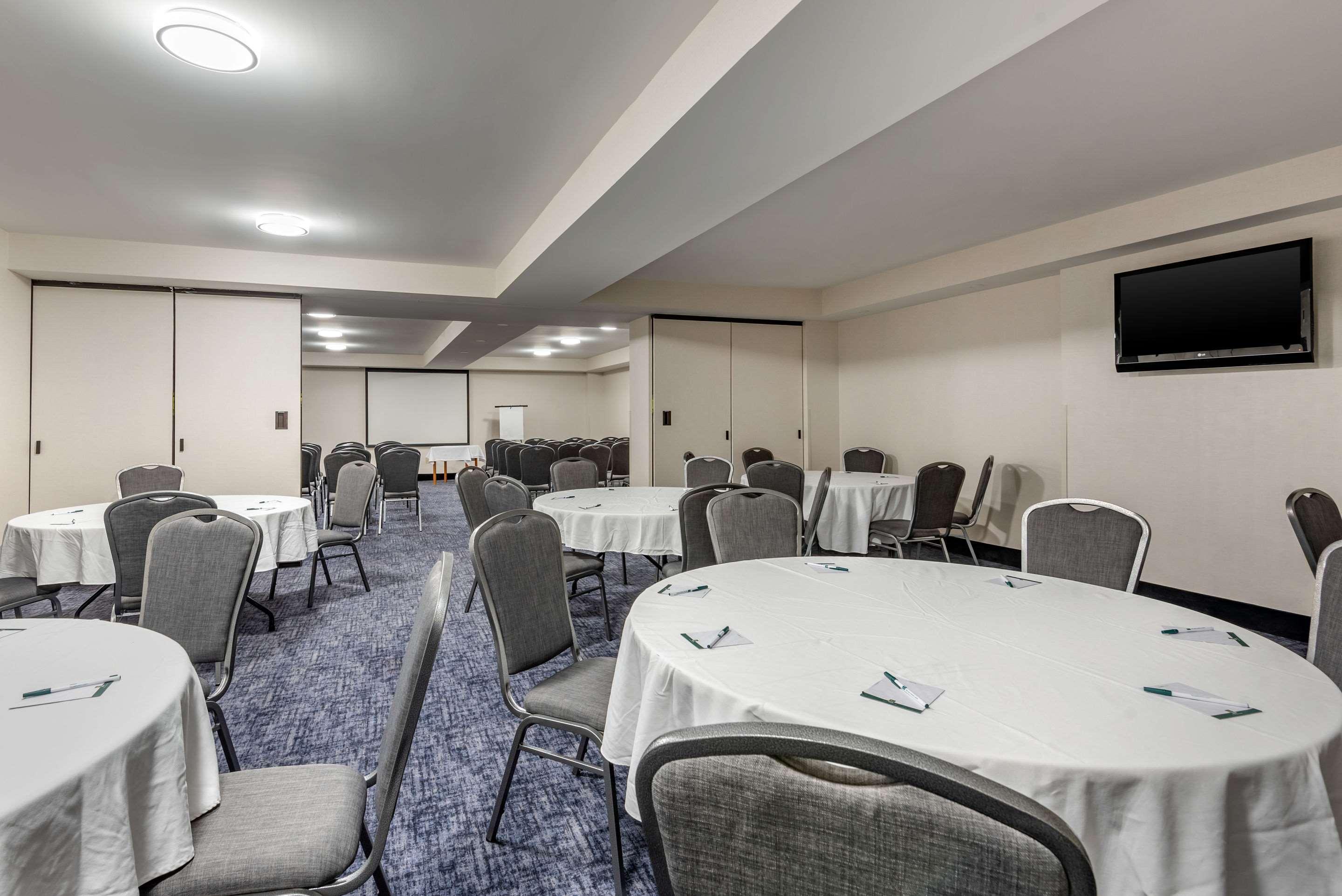Quality Inn & Suites Оквілл Екстер'єр фото