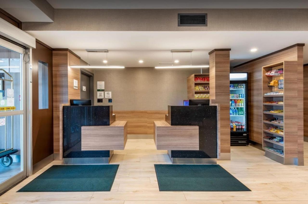 Quality Inn & Suites Оквілл Екстер'єр фото