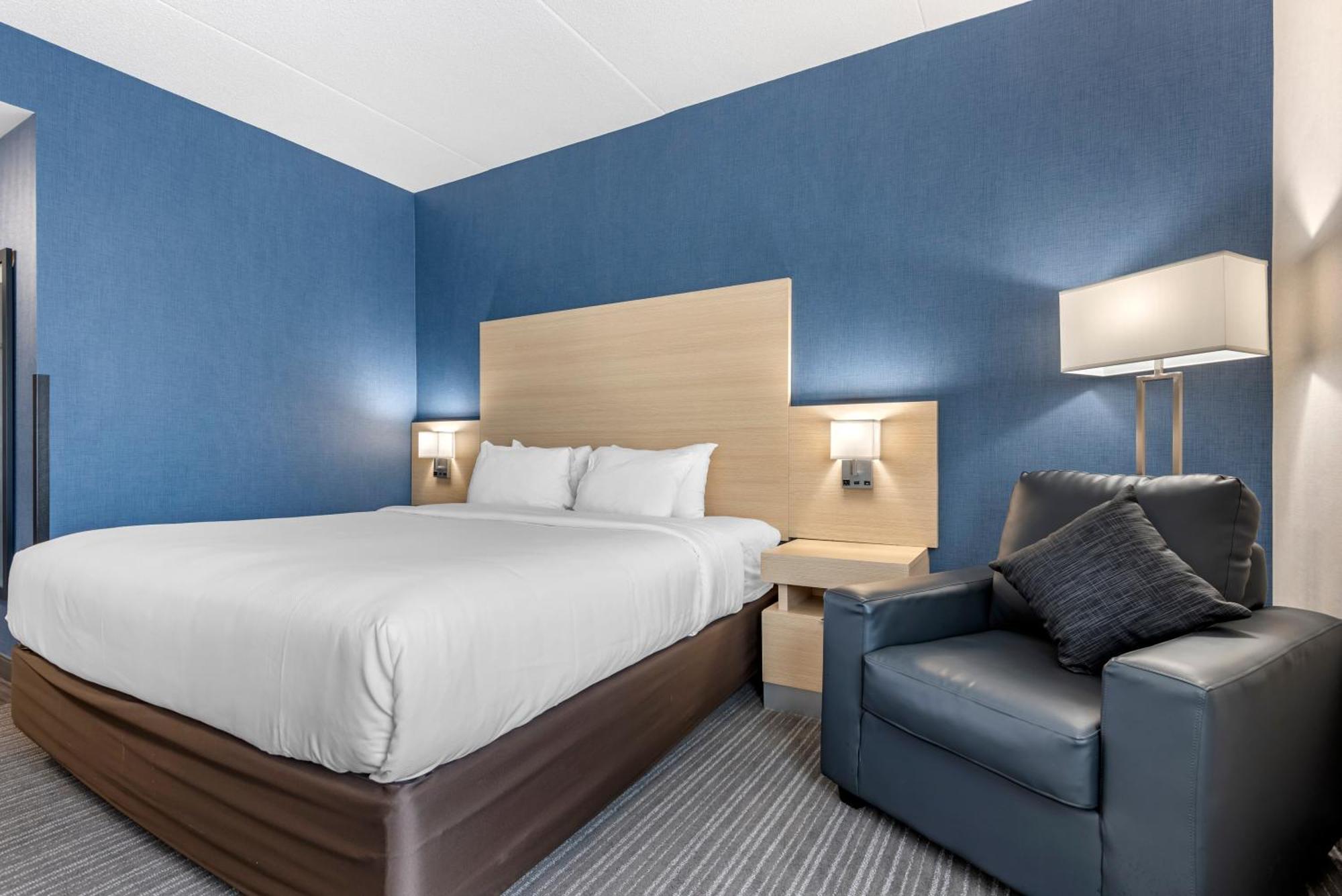 Quality Inn & Suites Оквілл Номер фото