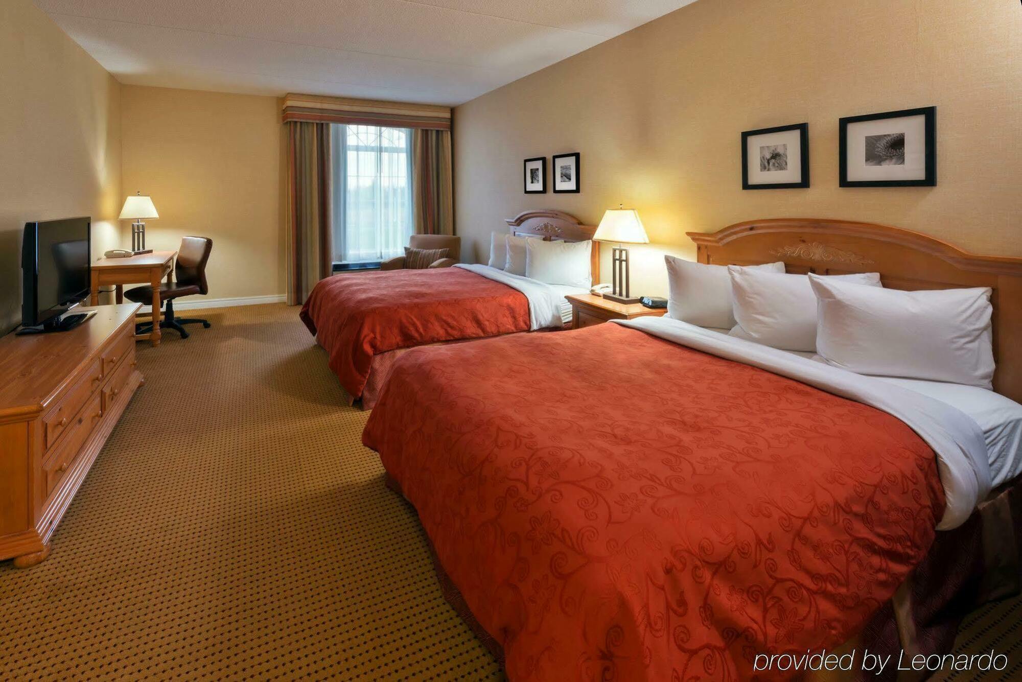 Quality Inn & Suites Оквілл Екстер'єр фото